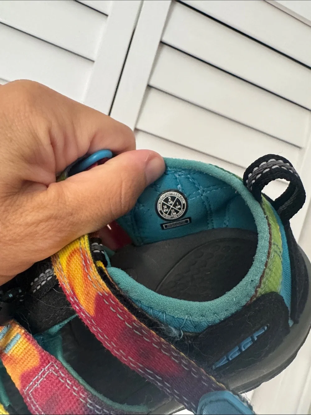Kids Tie-Dye Keen Sandals